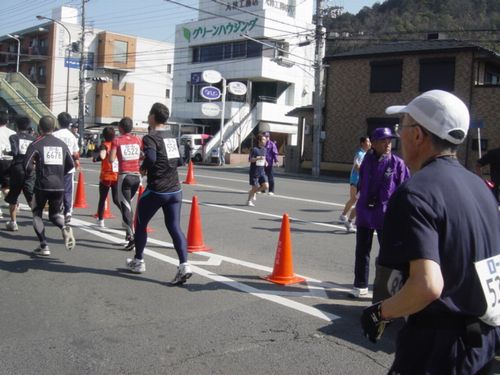 折り返しのランナー